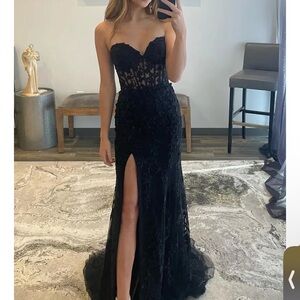 Black prom dress